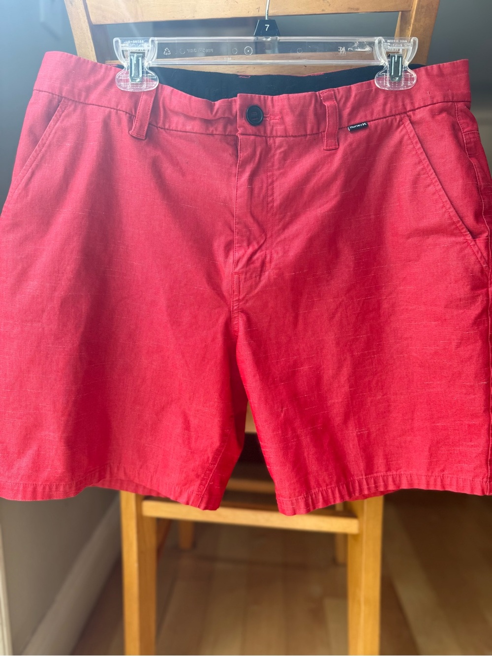 Hurley Men's  walk shorts/hybrid shorts featuring a 19" length